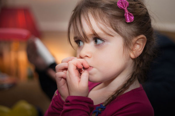 ناخن جویدن کودکان