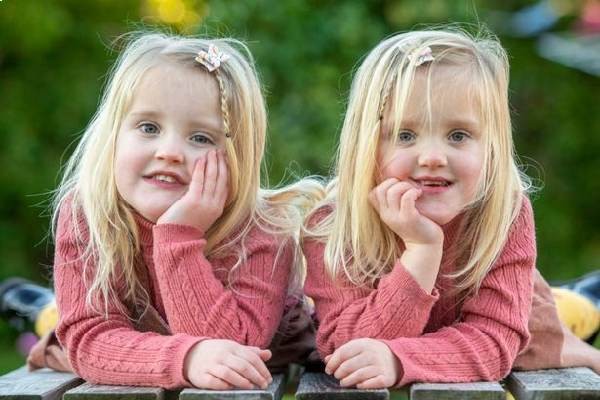 تلهپاتی در دوقلوها